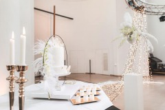 weiss-gold-hochzeit-kreuzeskirche-essen_0047-1024x683